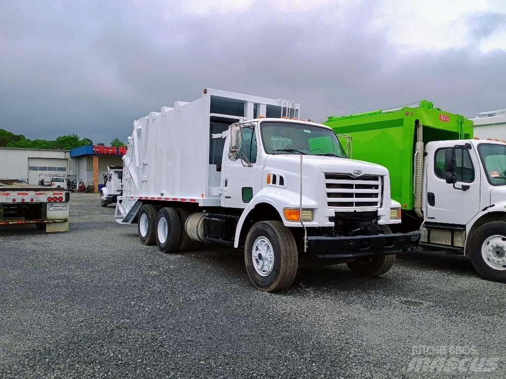 Sterling L7500 Camion poubelle