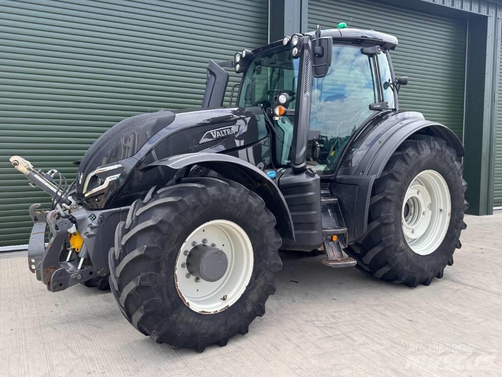Valtra T 235 Direct Tracteur