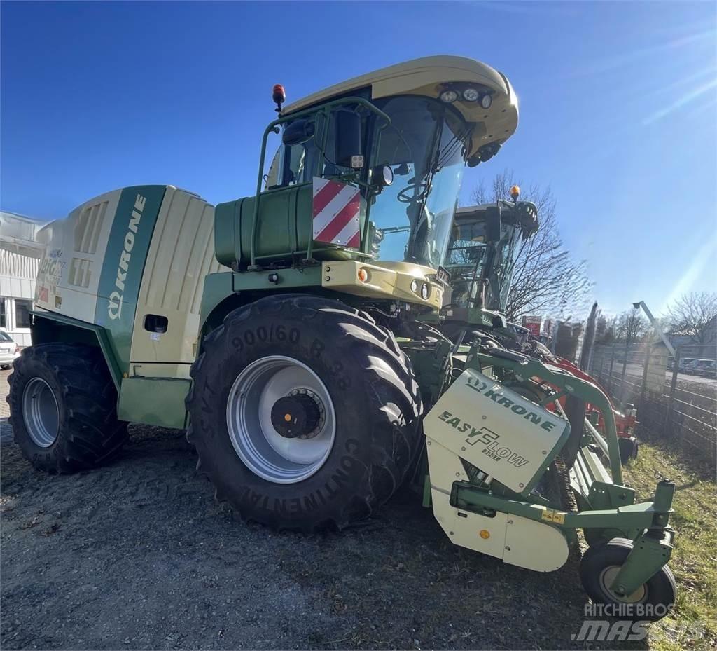 Krone BIG x 700 Ensileuse automotrice