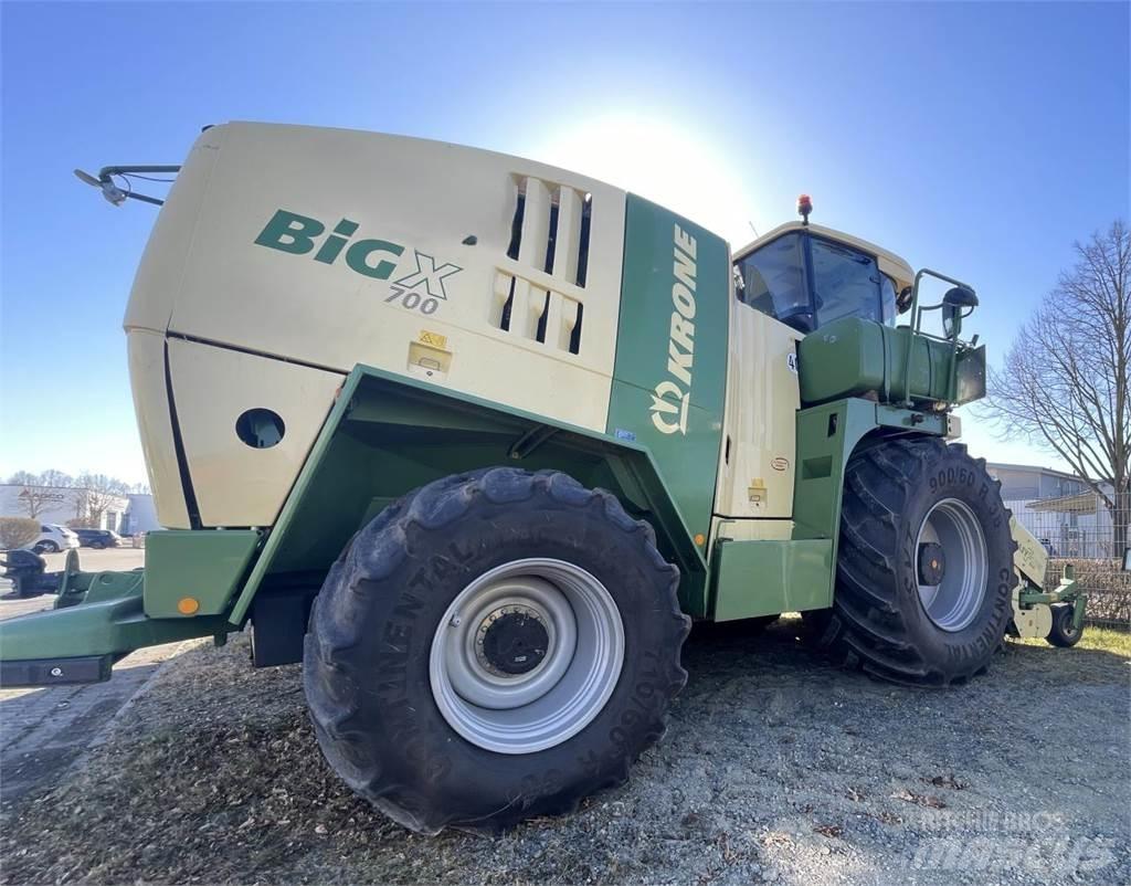 Krone BIG x 700 Ensileuse automotrice
