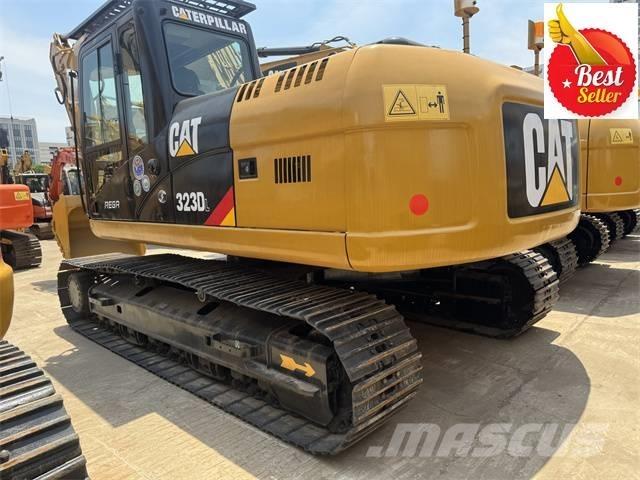 CAT 323 D L Pelle sur chenilles