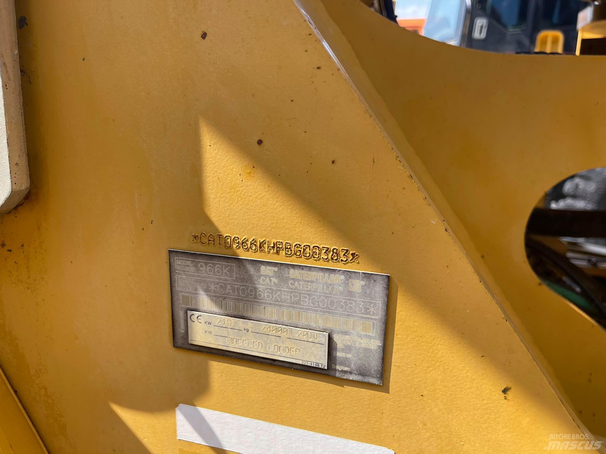 CAT 966K Chargeuse sur pneus