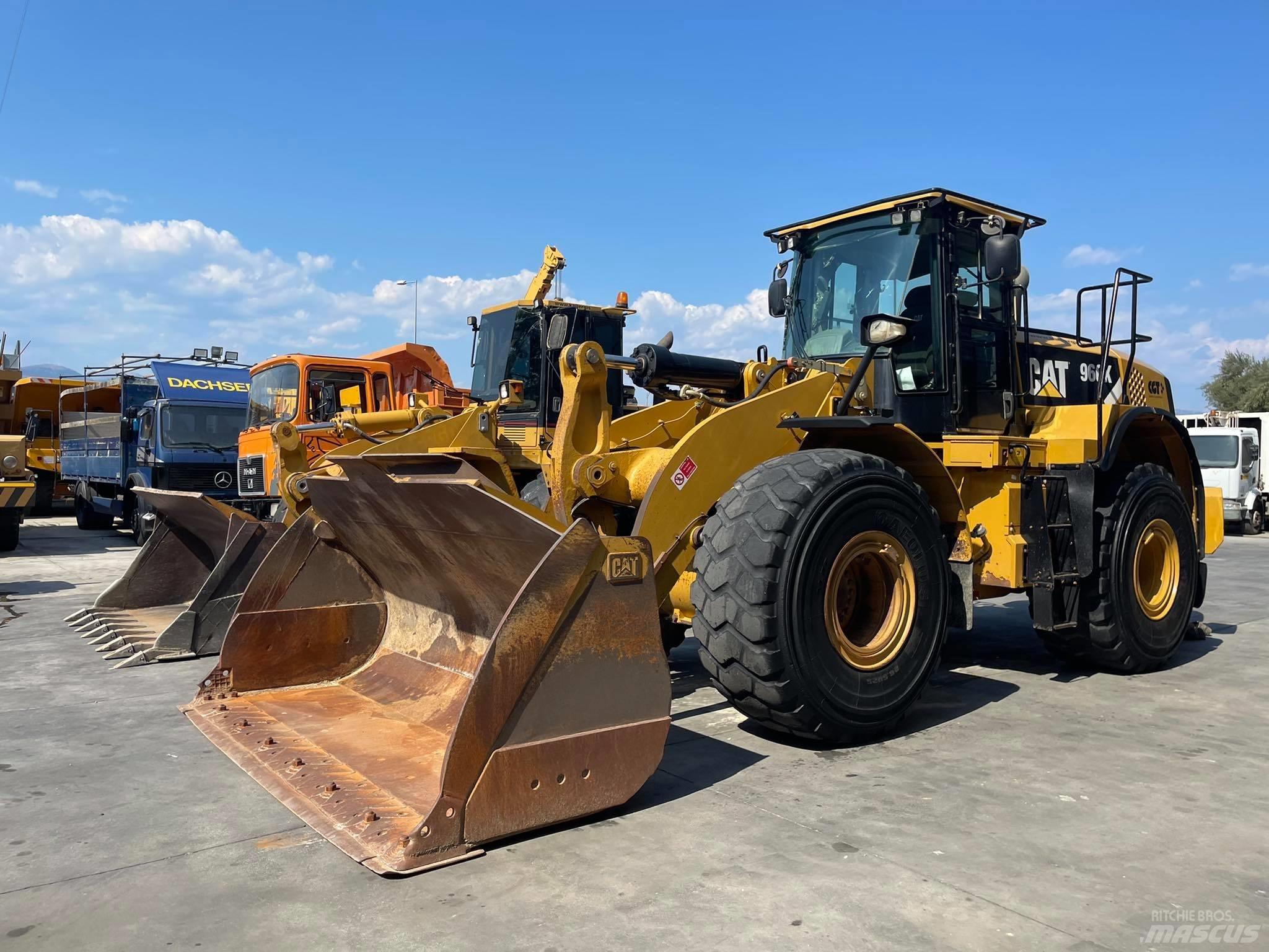 CAT 966K Chargeuse sur pneus