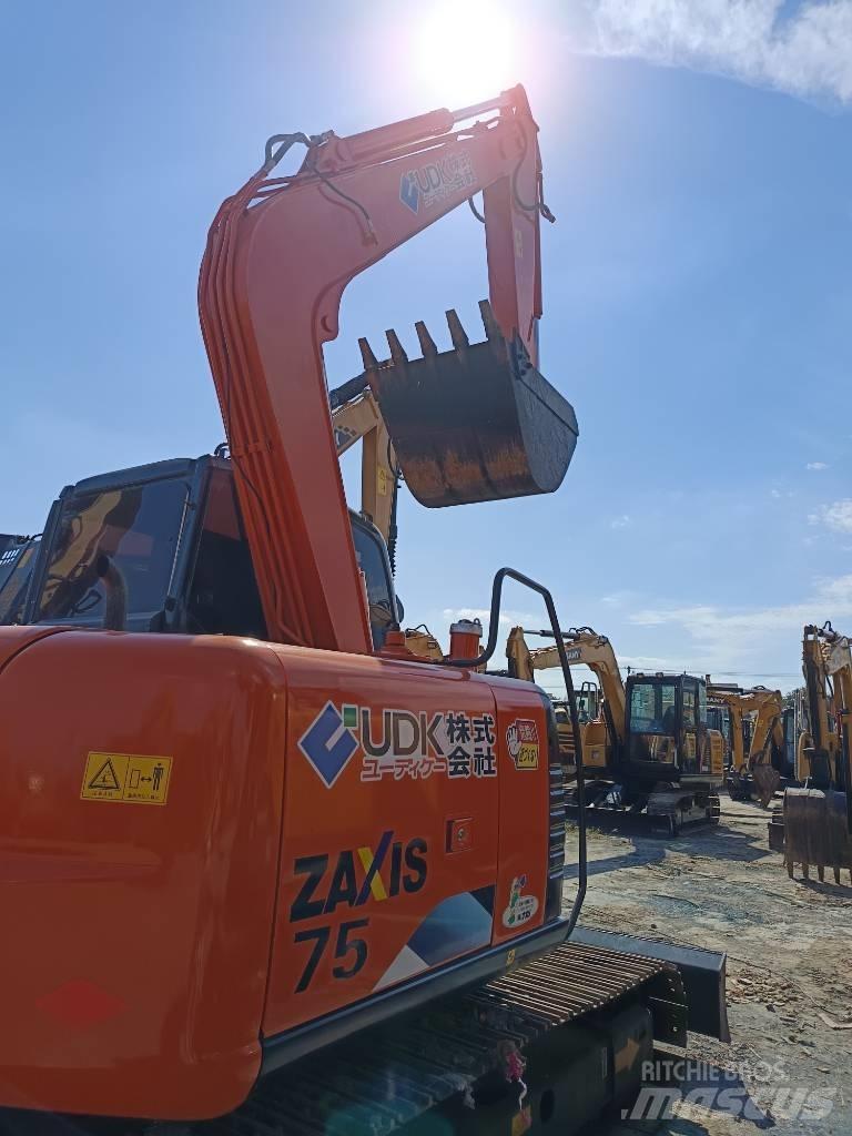 Hitachi ZX 75 Mini pelle 7t-12t