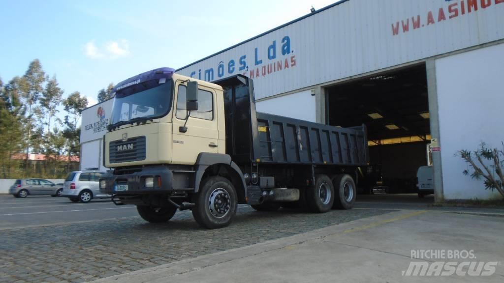 MAN 26.364 Camion benne
