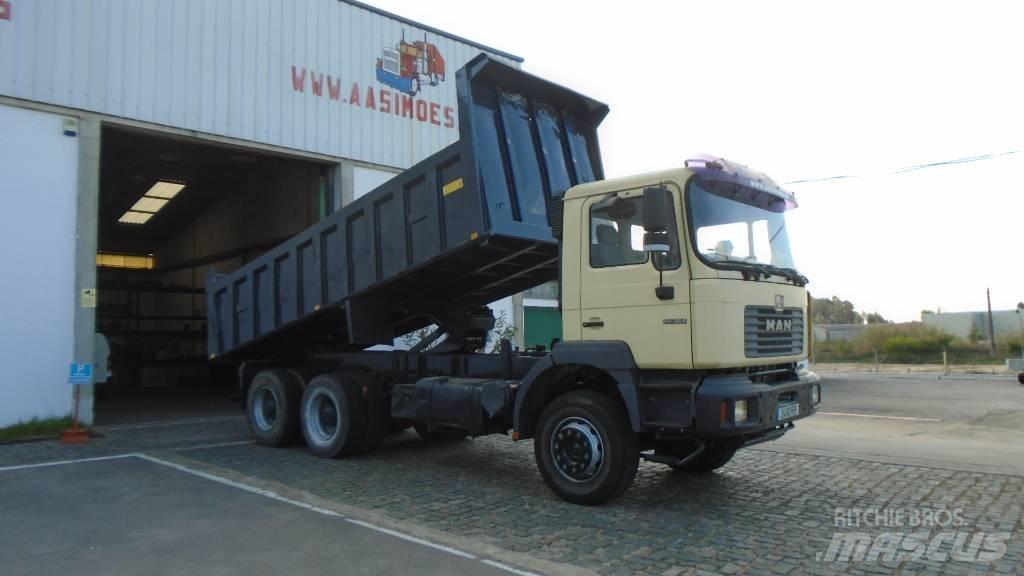MAN 26.364 Camion benne