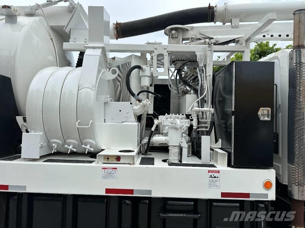 International 7400 Camion aspirateur, Hydrocureur
