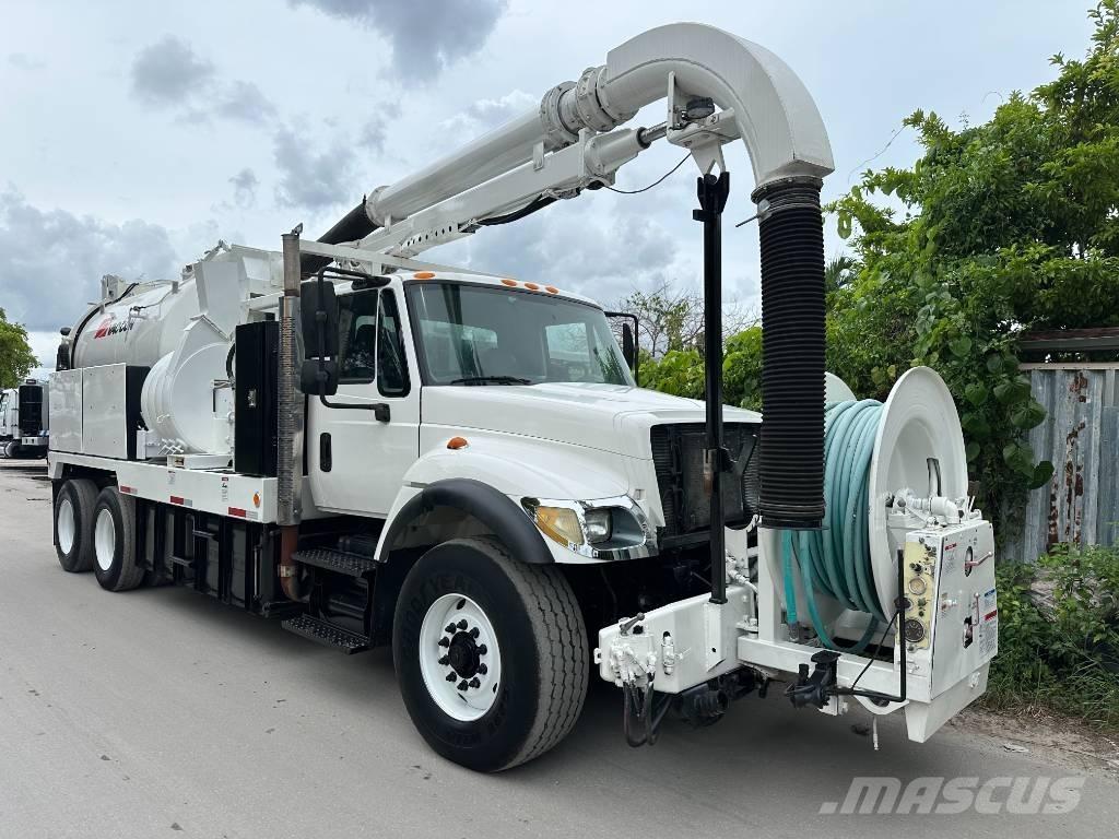 International 7400 Camion aspirateur, Hydrocureur