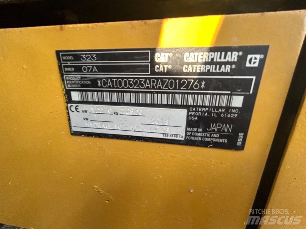 CAT 323 Nextgen Pelle sur chenilles