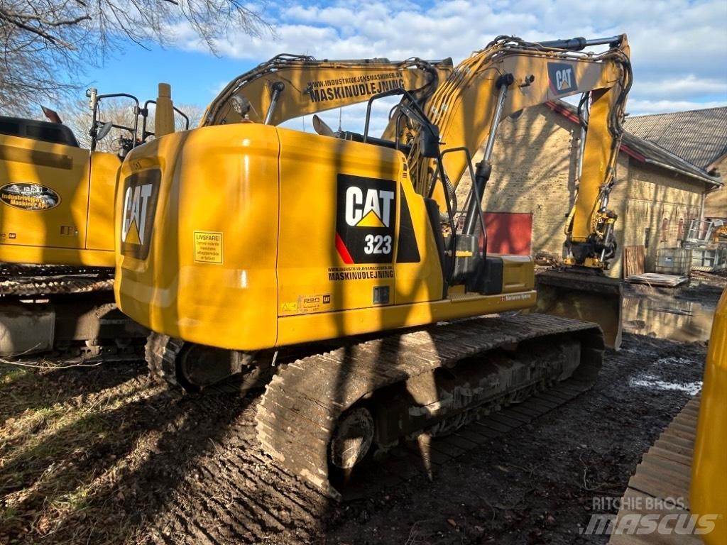 CAT 323 Nextgen Pelle sur chenilles