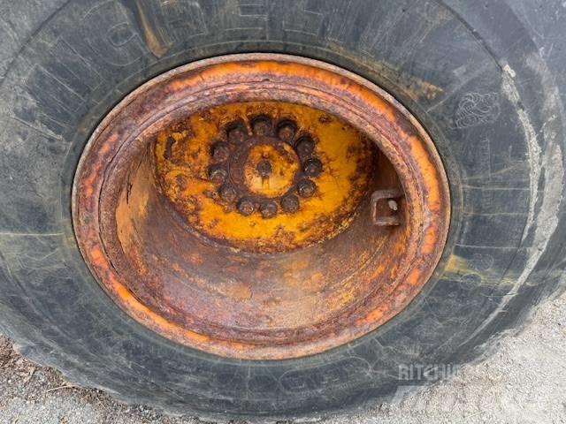 Komatsu WA 200-5 Chargeuse sur pneus