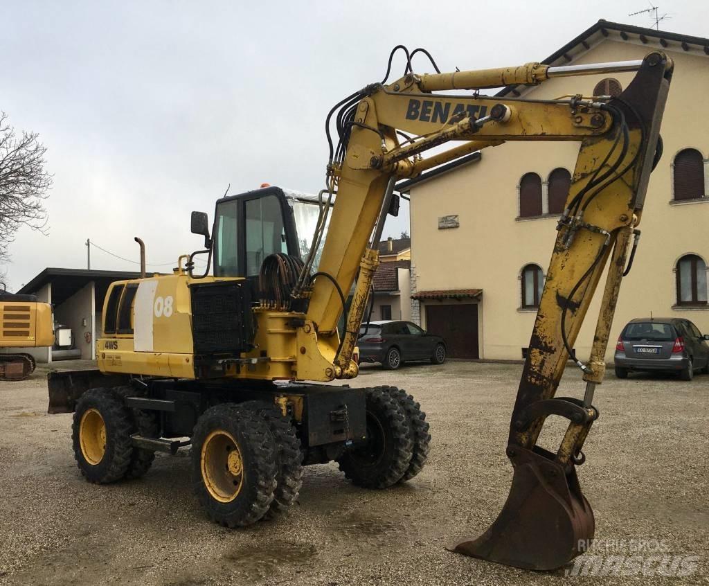 Benati 308 Pelle sur pneus