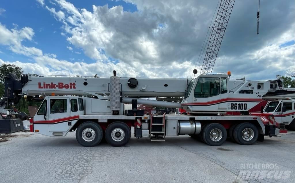 Link-Belt HTC-86100 Camion plateau ridelle avec grue