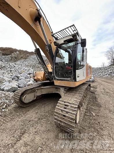 Liebherr R946 LC Pelle spéciale