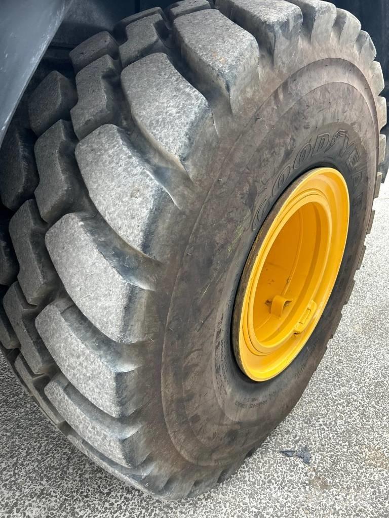 Komatsu WA 475-10E0 Chargeuse sur pneus