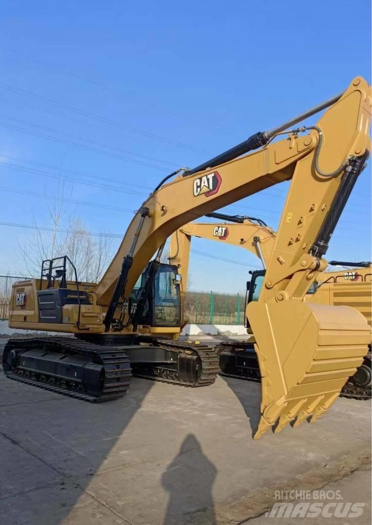 CAT 2023 CAT 336 Pelle sur pneus