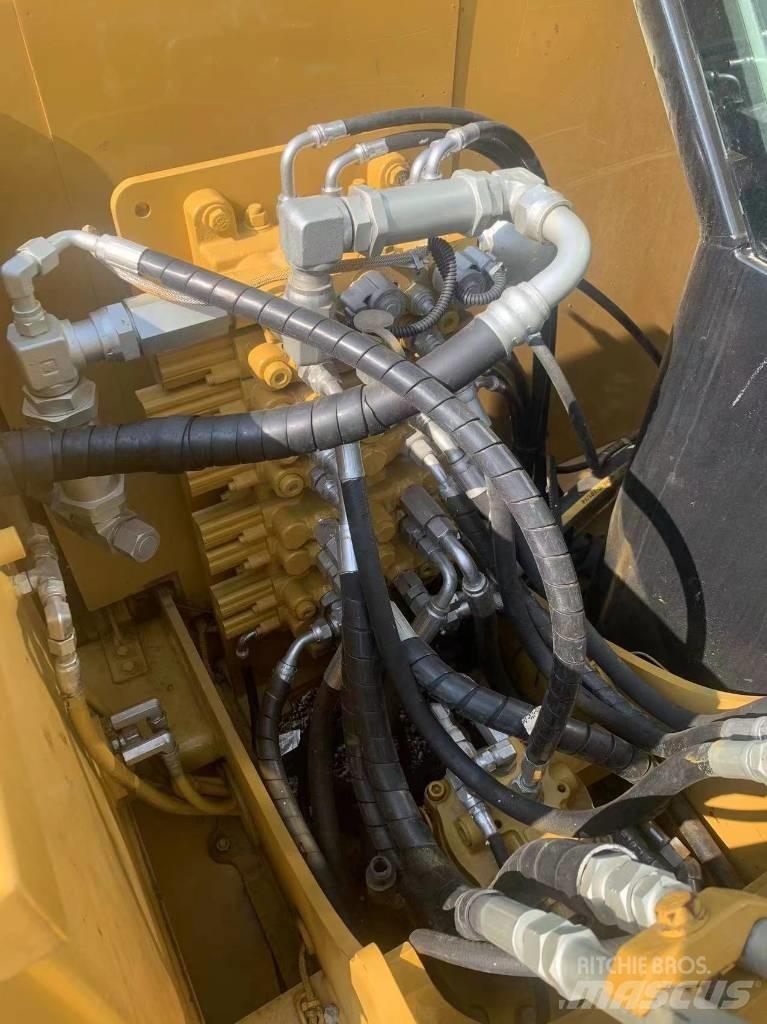 CAT 307E Pelle sur chenilles