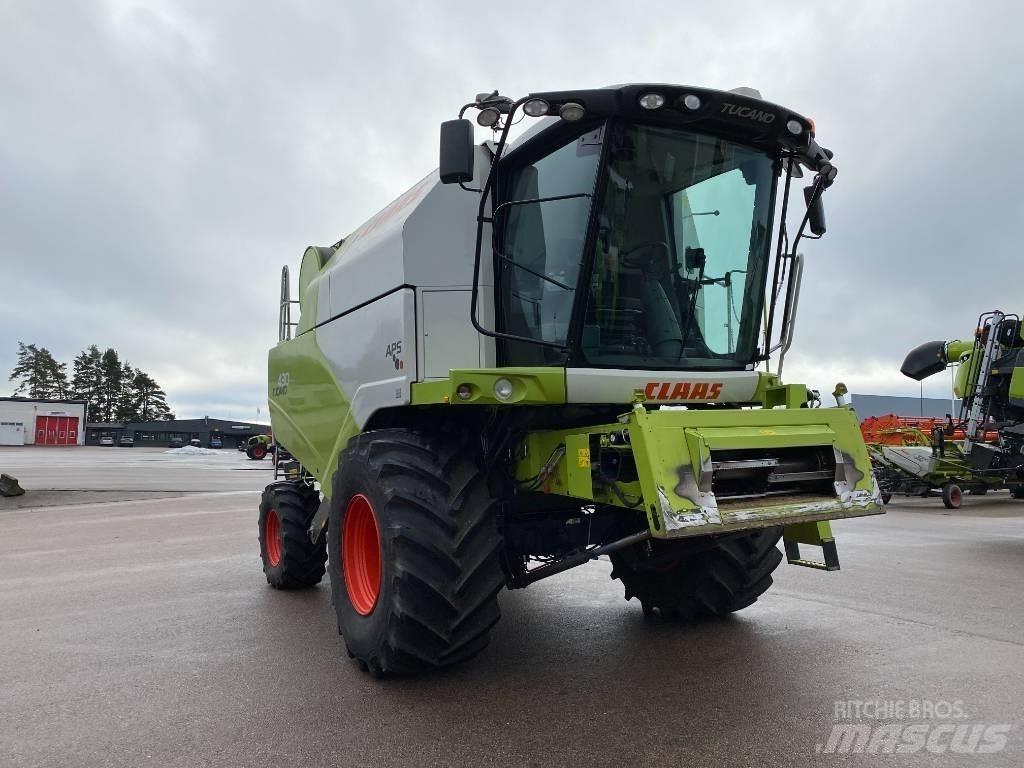 CLAAS Tucano 430 Moissonneuse batteuse