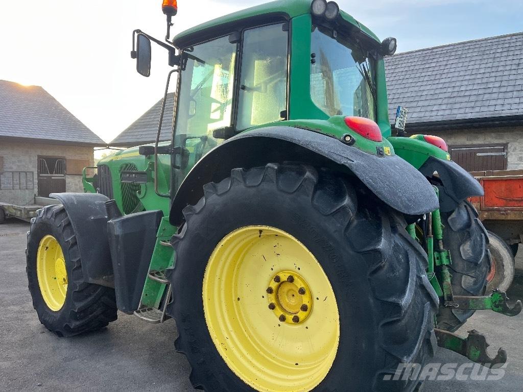 John Deere 6820 Tracteur