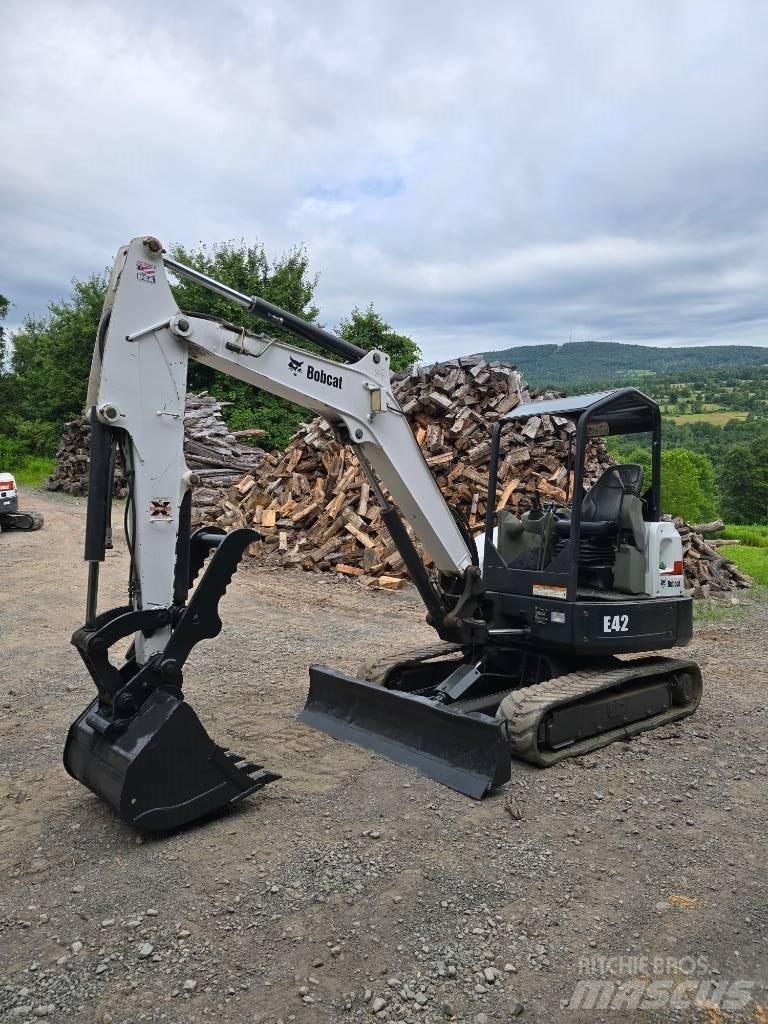 Bobcat E 42 Mini pelle < 7t
