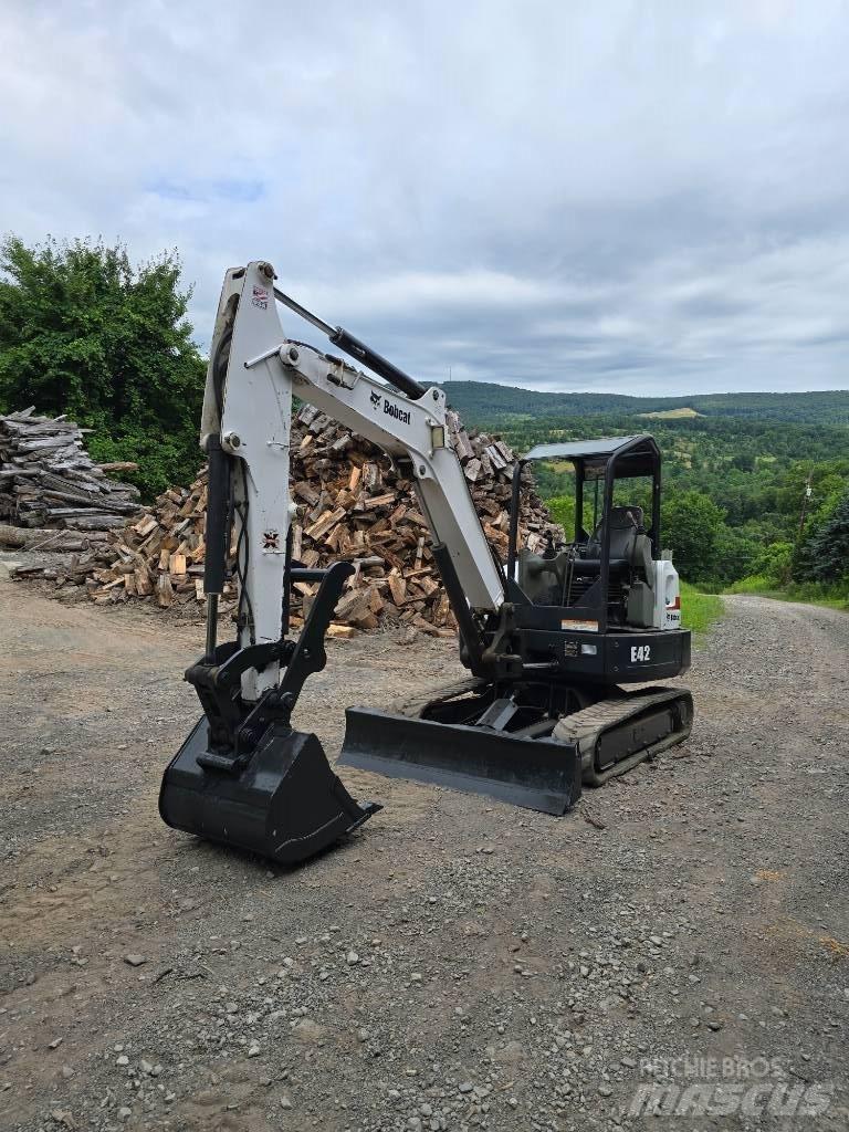 Bobcat E 42 Mini pelle < 7t