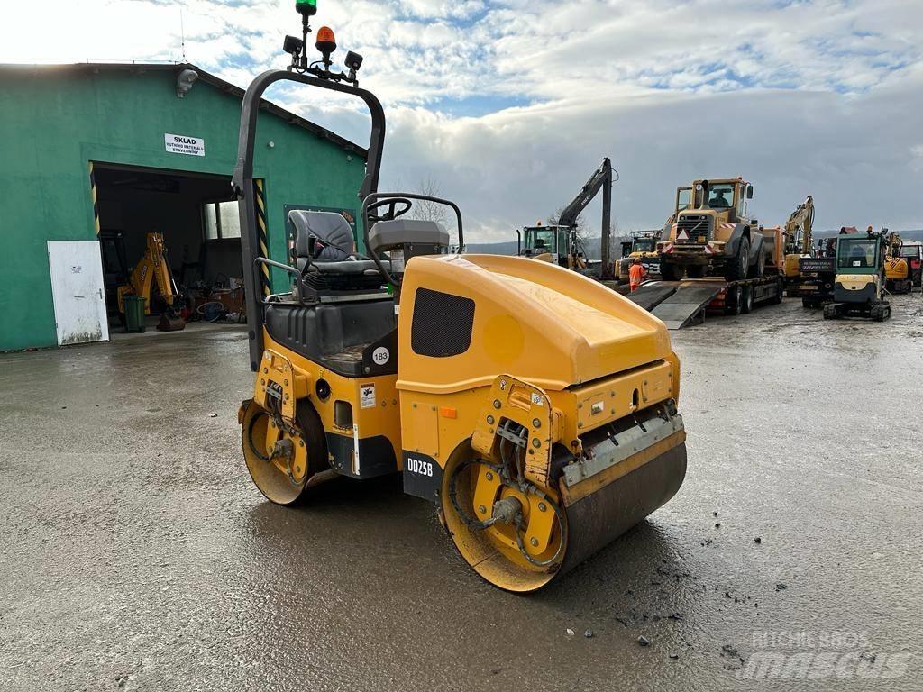Volvo DD 25 B Rouleaux tandem