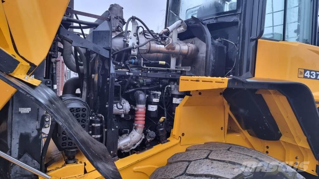 JCB 437 HT Chargeuse sur pneus