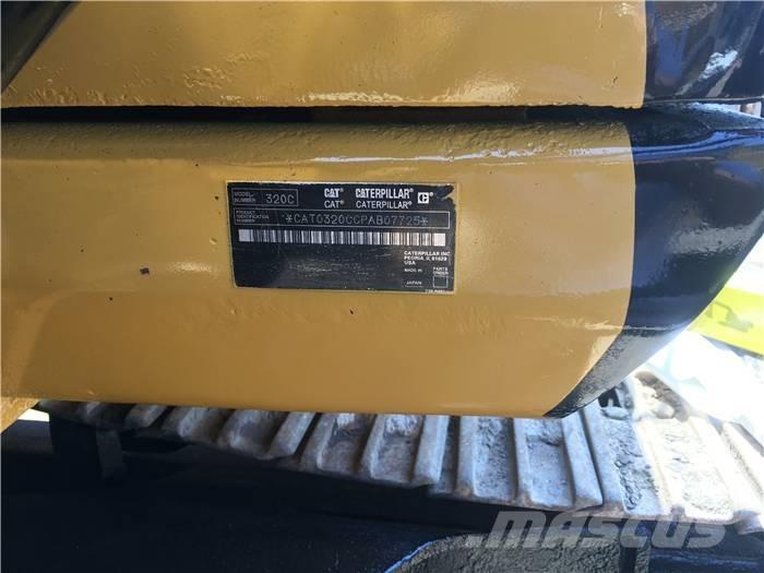 CAT 320 C L Pelle sur chenilles