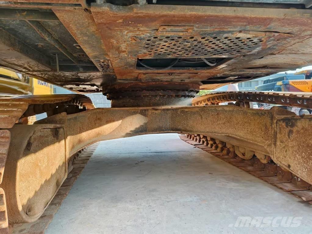 Hyundai R300LC-9S Pelle sur chenilles