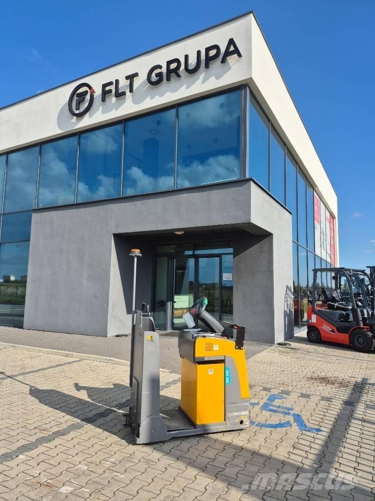 Jungheinrich EZS 130 Chariot remorqueur