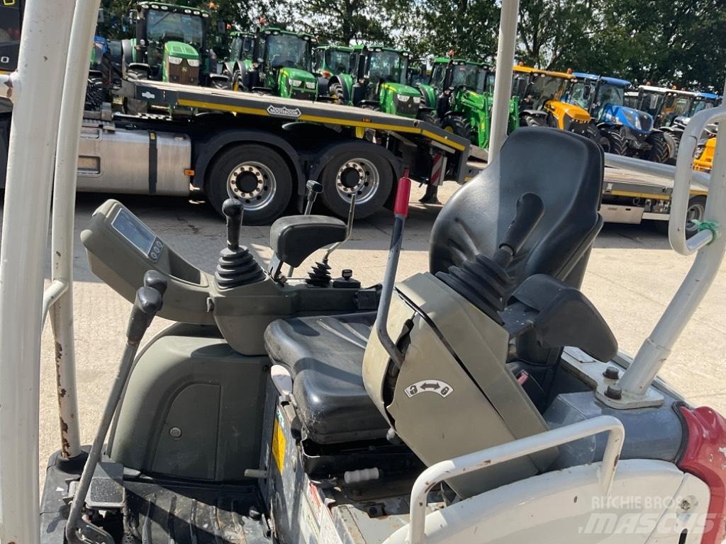 Takeuchi TB 216 Mini pelle < 7t