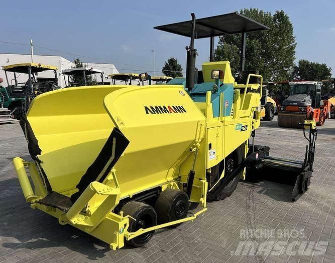 Ammann PW 350G Finisseur