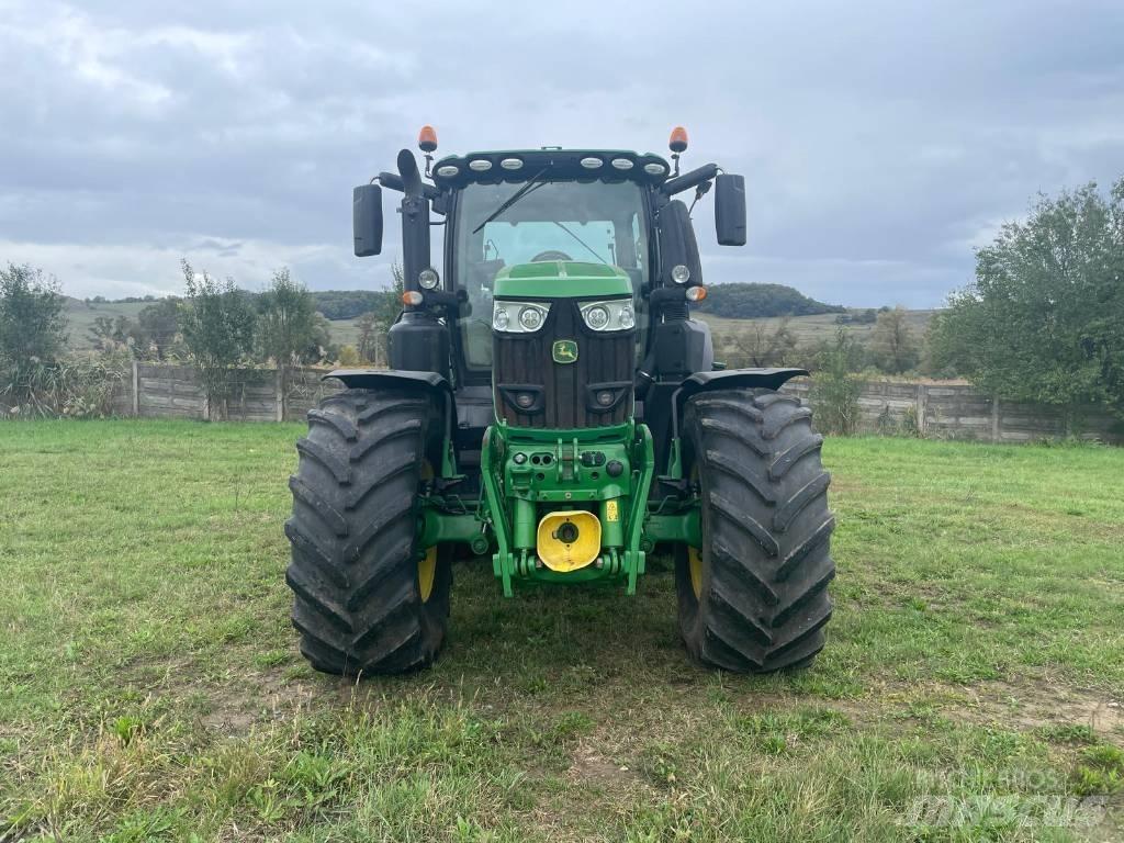John Deere 6250 R Tracteur