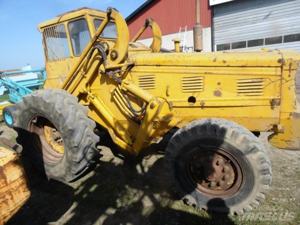 Volvo 218 TD Chargeuse sur pneus