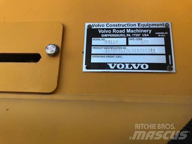 Volvo P7110 Autres