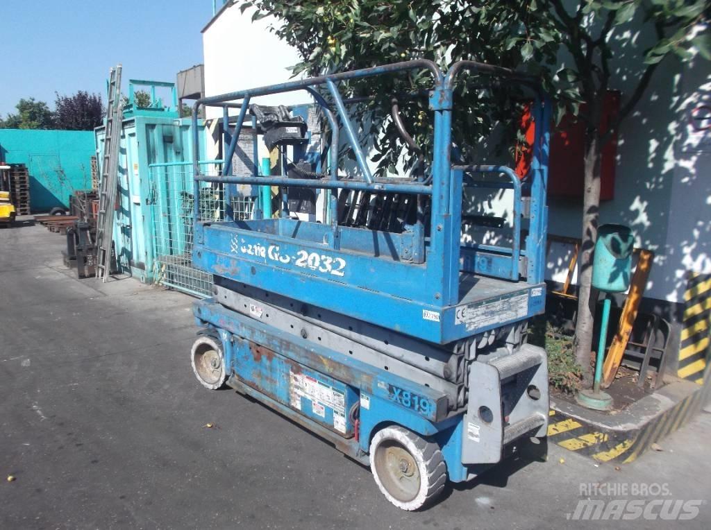 Genie GS 2032    V-2790 Mât vertical