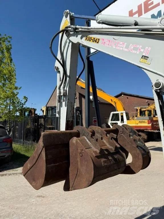 Takeuchi TB125 Mini pelle < 7t