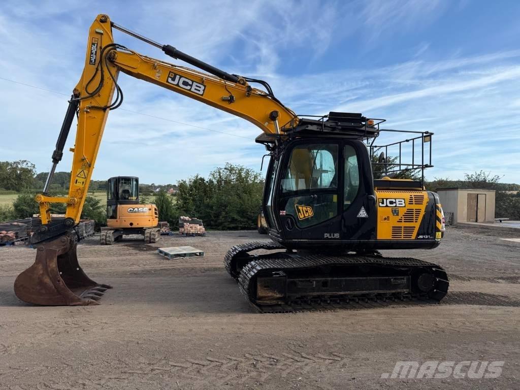 JCB JS 131 Pelle sur chenilles
