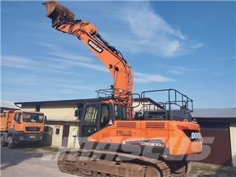 Doosan DX 300 LC Pelle sur chenilles