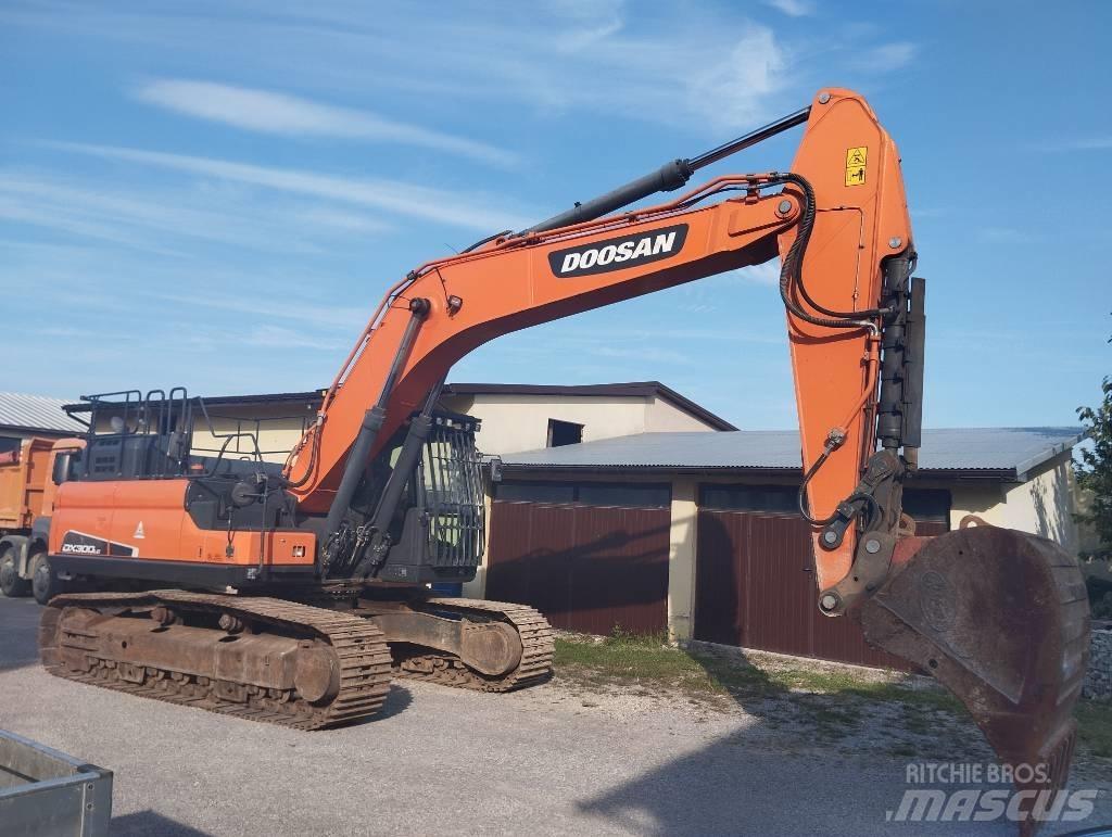 Doosan DX 300 LC Pelle sur chenilles