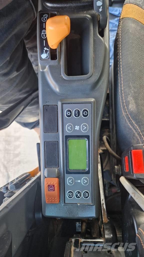 CASE CX 130 D Pelle sur chenilles