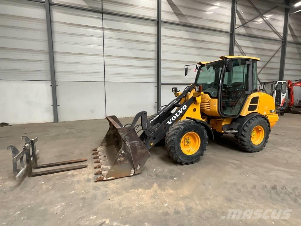 Volvo L 25 F Chargeuse sur pneus