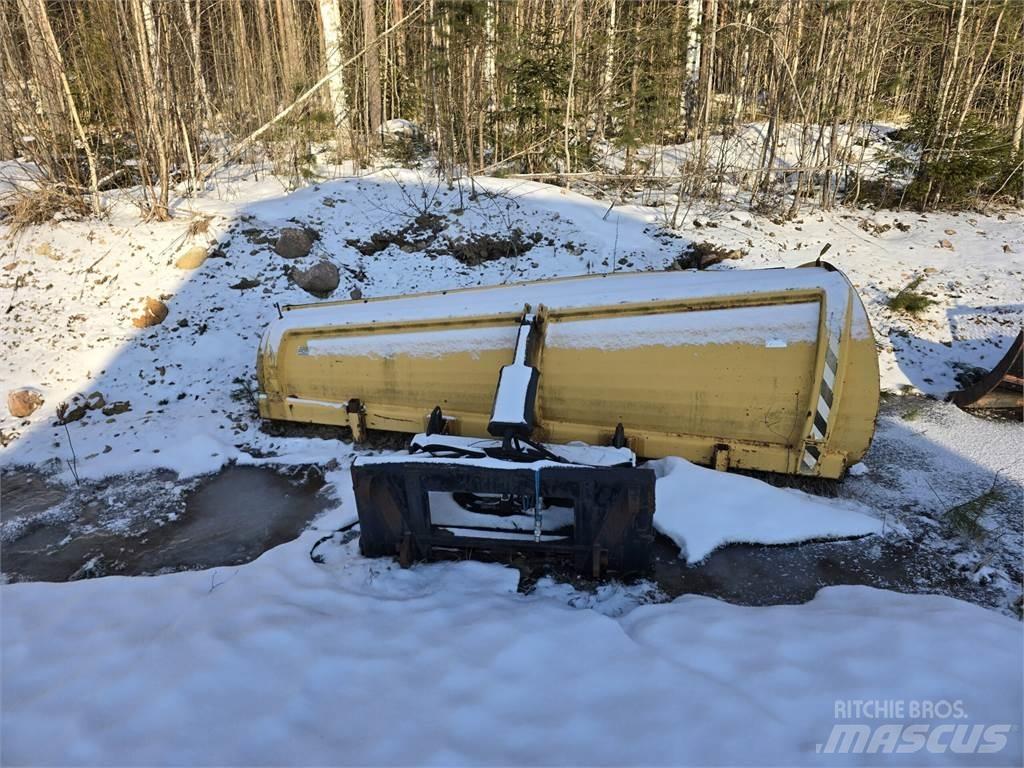 Rote 320 alueaura Chasse neige