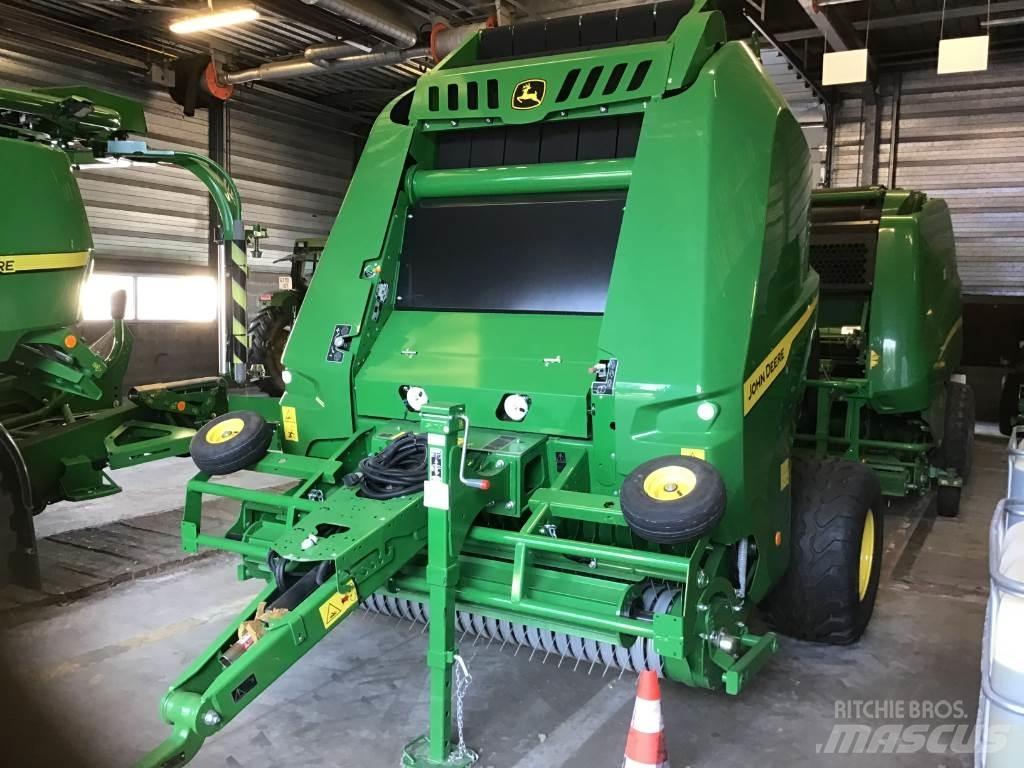 John Deere V461M Presse à balle ronde