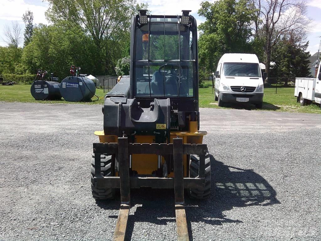 JCB 35 D Chariot tout terrain