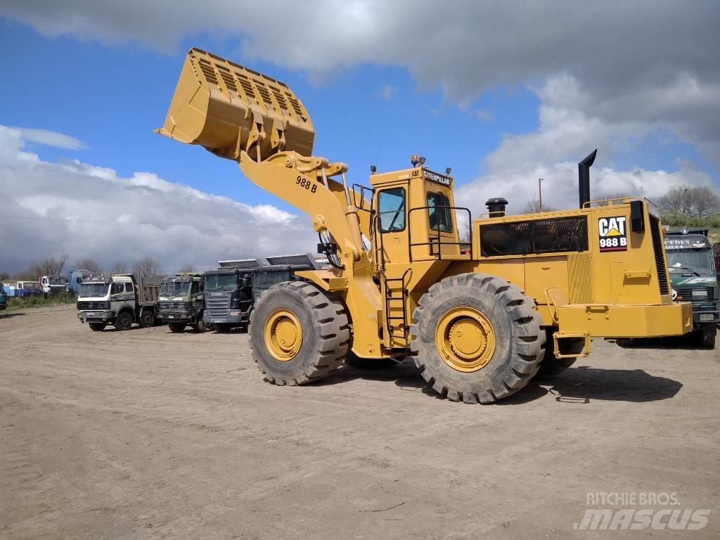 CAT 988B Chargeuse sur pneus