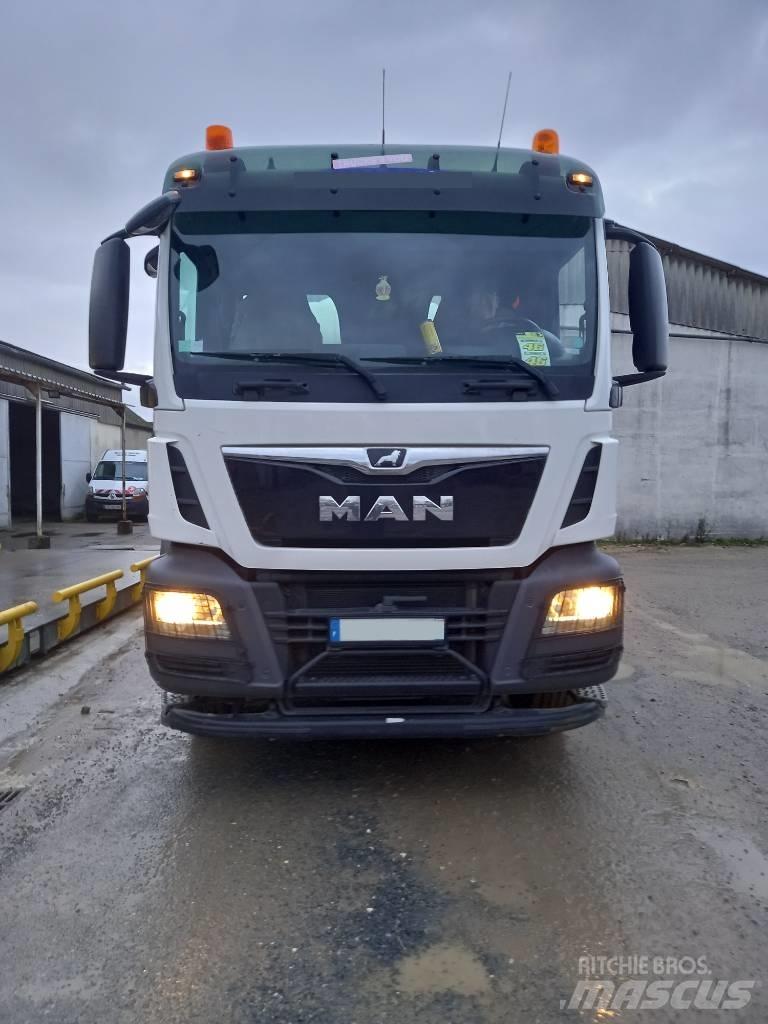 MAN TGS 32.430 Camion malaxeur