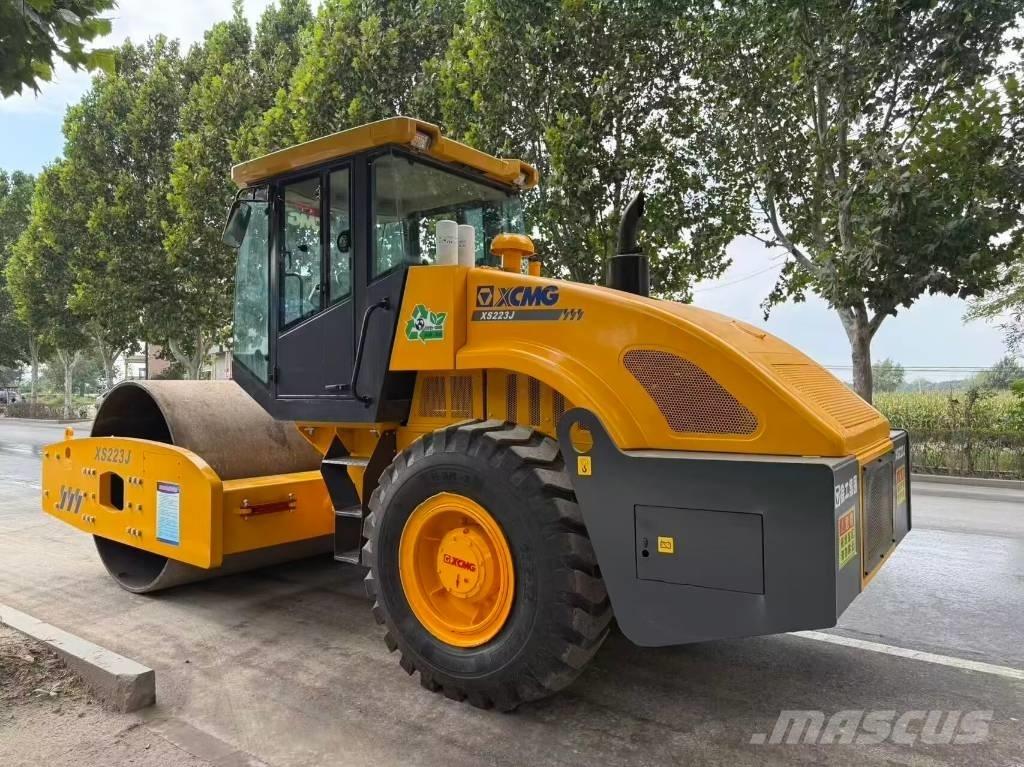 XCMG XS 223 J Rouleaux monocylindre