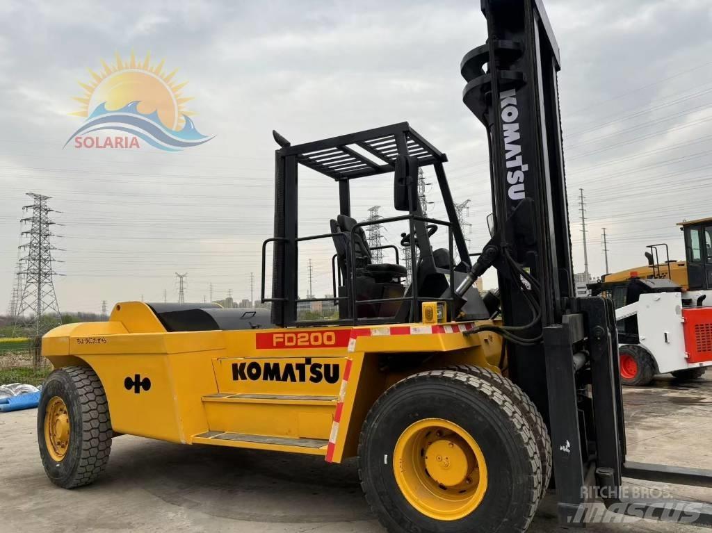 Komatsu FD 200 Chariots diesel