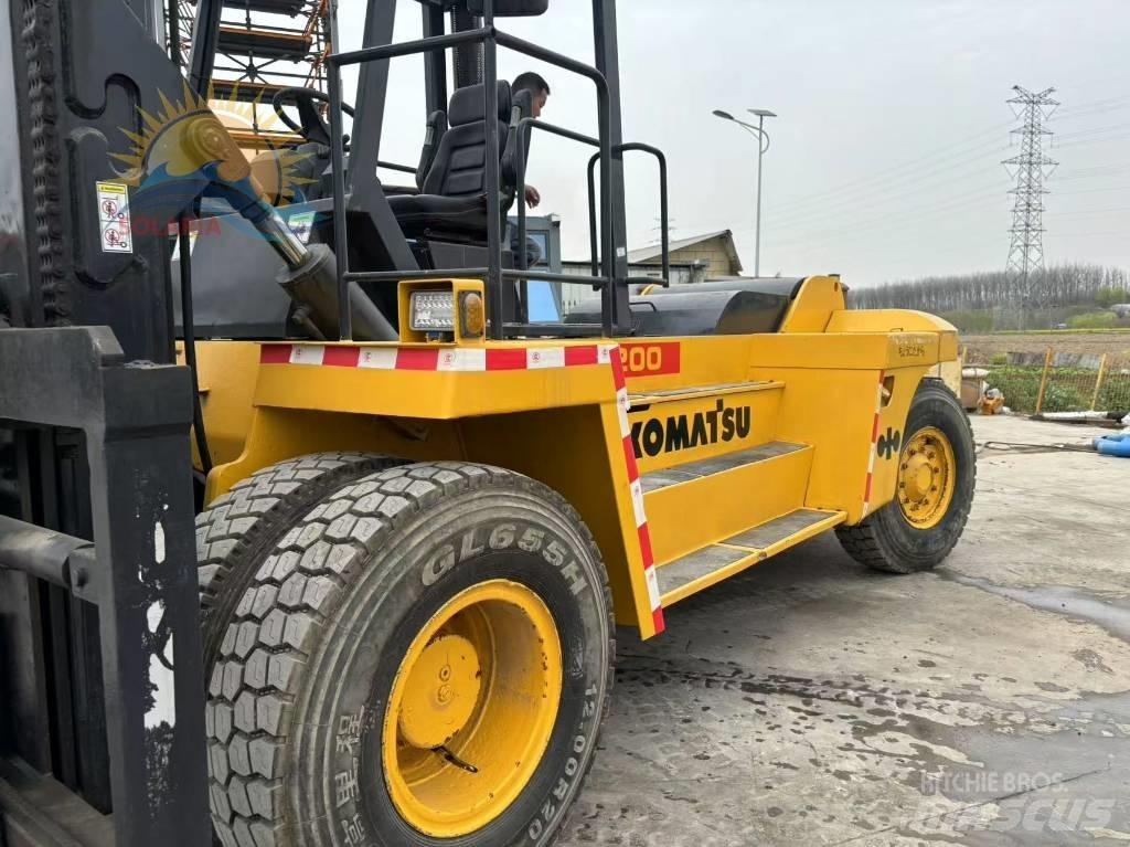 Komatsu FD 200 Chariots diesel